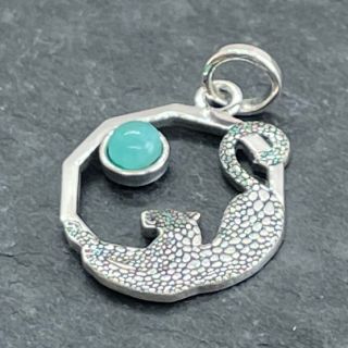 Dije Jaguar Mediano (Sin Cadena)