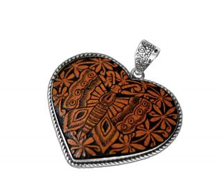 Dije Corazón 2 - - Plata 950 y mate burilado