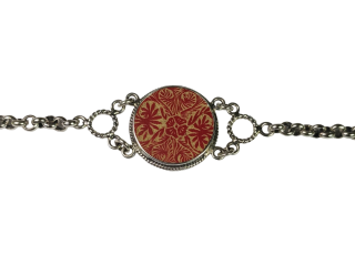 Pulsera con cadena y mate con diseño de flores