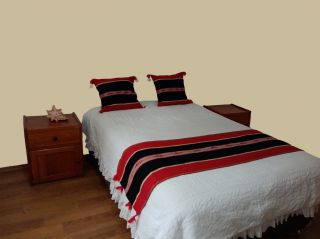Pie de cama y cojines I - 2