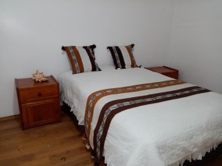 Pie de cama y cojines III - 2