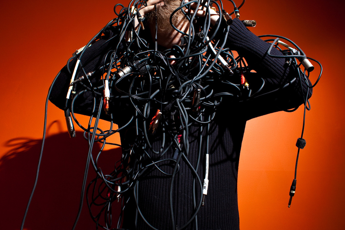6 tips para organizar los cables en tu Oficina
