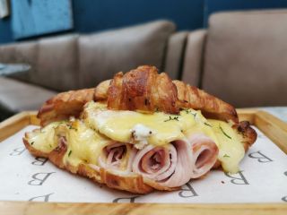 Croissant Mixto Completo