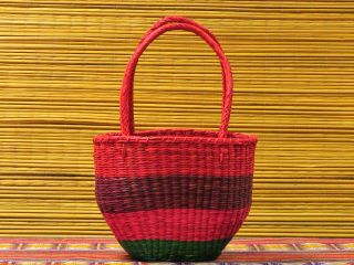 Cartera ovalada tricolor