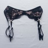 Portaligas Catalina negro floreado