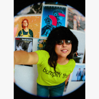 Bumpin’ that (Baby Tee verde brat)
