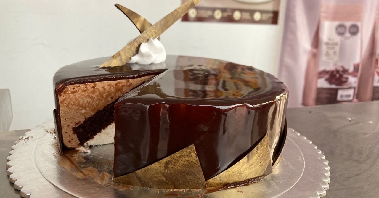 ¡Mousse de Chocolate con Baño Espejo!