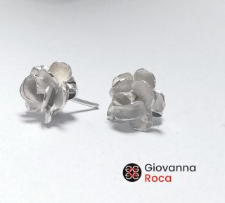 Aretes rositas