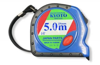 FLEXOMETRO 5MTS CAUCHO KYOTO