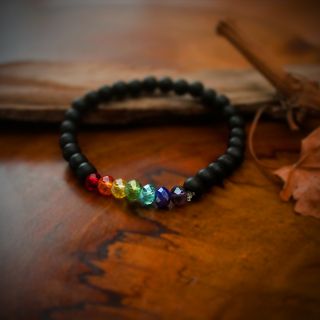 Pulsera de los Chakras con Piedra Volcánica