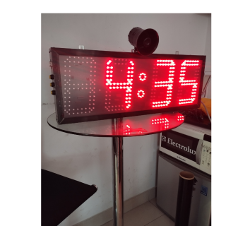 RELOJ CRONOMETRO DIGITAL 72X26CM PARA CANCHA SINTETICA Y OTROS PRODUCTO NACIONAL marca RECRO
