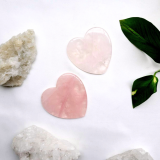 Guasha corazón redondo Cuarzo Rosa
