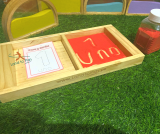 BANDEJA MONTESSORI DOBLE COMPARTIMIENTO