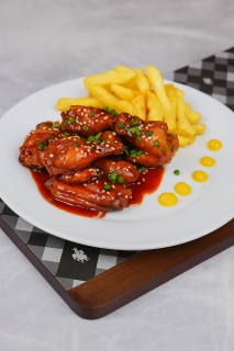 ALITAS A LA BBQ / BBQ WINGS